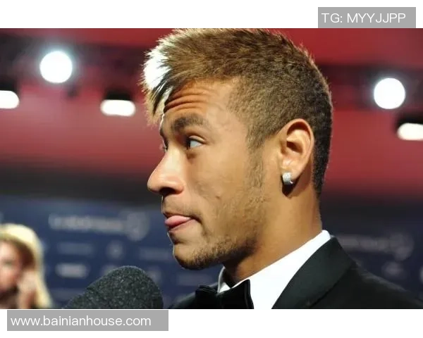 足球明星长发发型男的魅力与风格解析引领时尚潮流的发型趋势